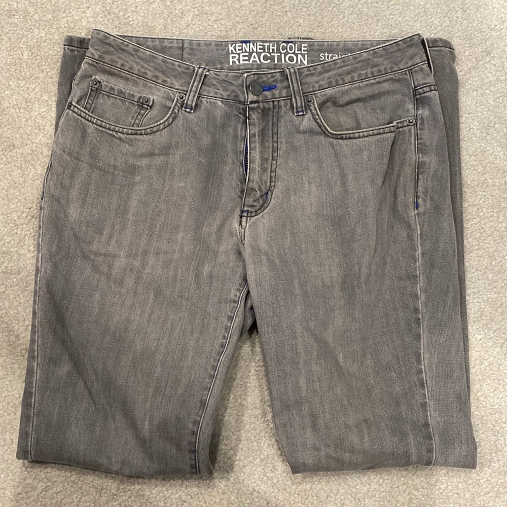 Kenneth Cole Reaction Straight Leg Jeans - Picture 6 of 6